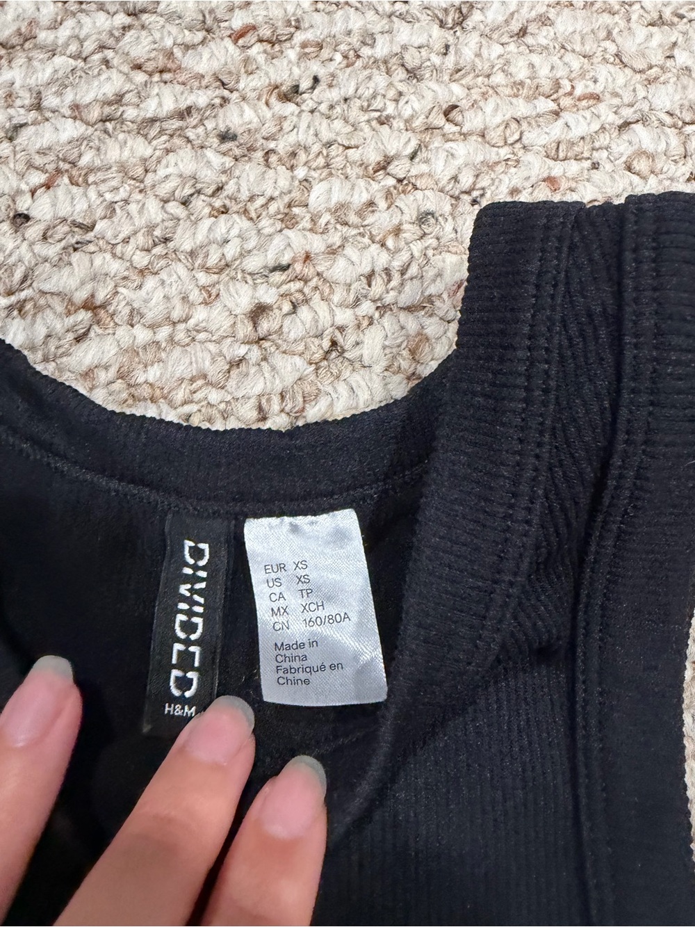 H&M Black Ribbed Cropped Tank - Picture 2 of 2
